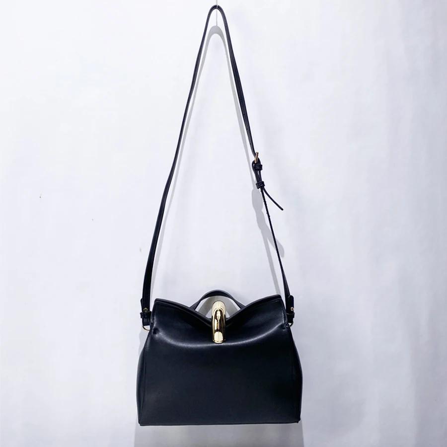 Boucle en métal décoration fourre-tout sacs à poignée supérieure pour femmes sac à main et sac à mai