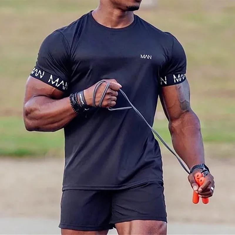Nouveau col rond chemise hommes à manches courtes entraînement Gym T-Shirt Compression course Fitnes