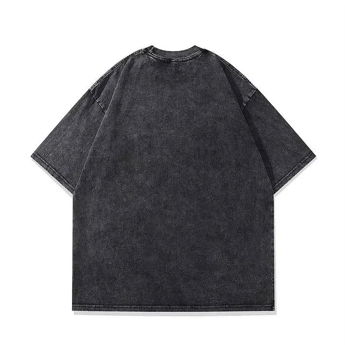 T-shirt Oversize Lavé Anime Invincible avec Motif Rétro – Collection Été 2026 – Style Hip Hop Esthét