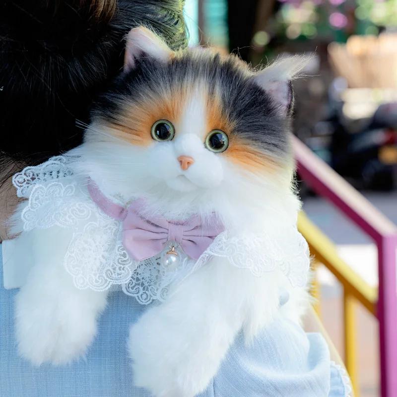 Sac à dos pour chat en fausse fourrure noir et jaune à trois fleurs