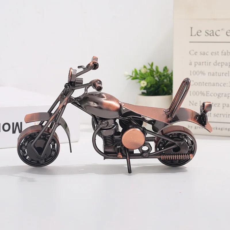 Sculpture de moto en fer vintage, modèle de moto en métal fait à la main, décoration de maison rétro