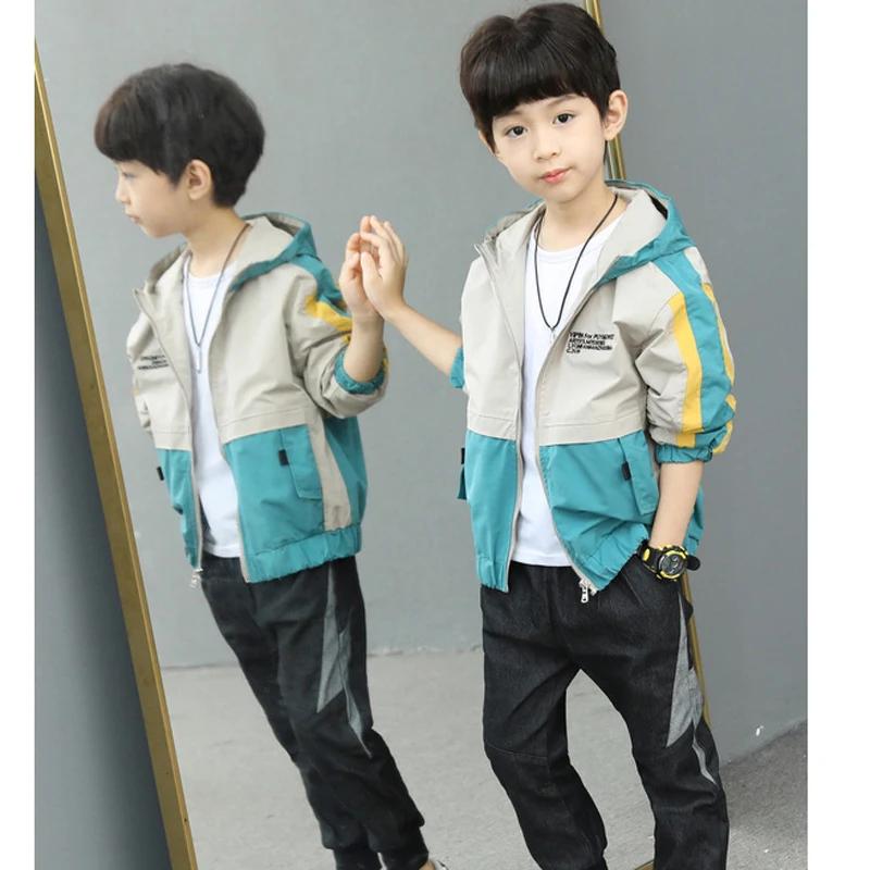 Manteau d'épissure pour garçons, beau coupe-vent à capuche avec lettres imprimées pour enfants de 4