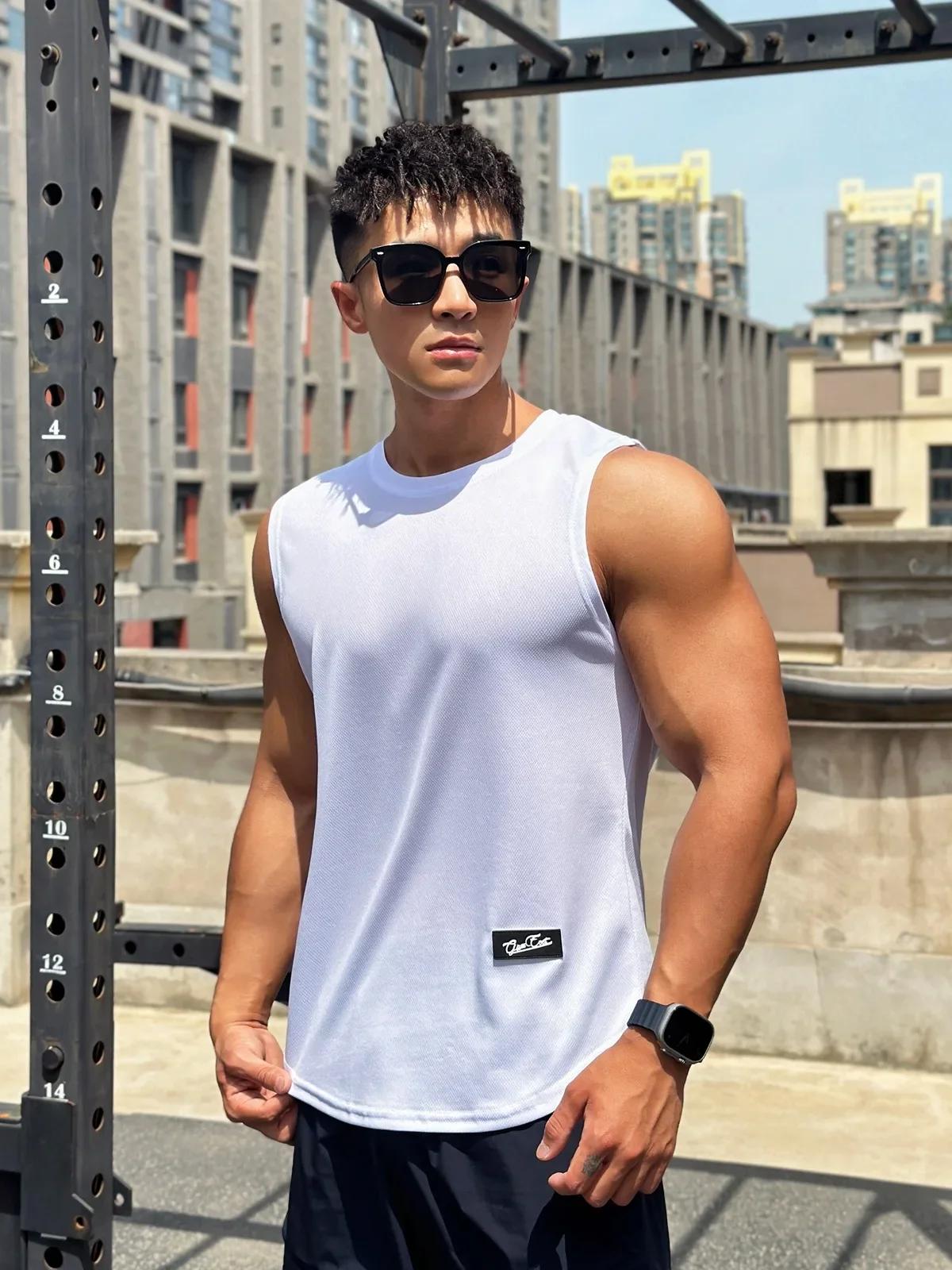 Débardeur de gymnastique pour hommes, chemise de Fitness sans manches, maille respirante, gilet de s