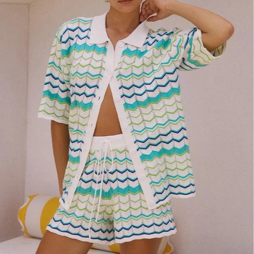 Ensemble tricoté rayé color block pour femme 2026, cardigan ouvert, haut à manches courtes et short,