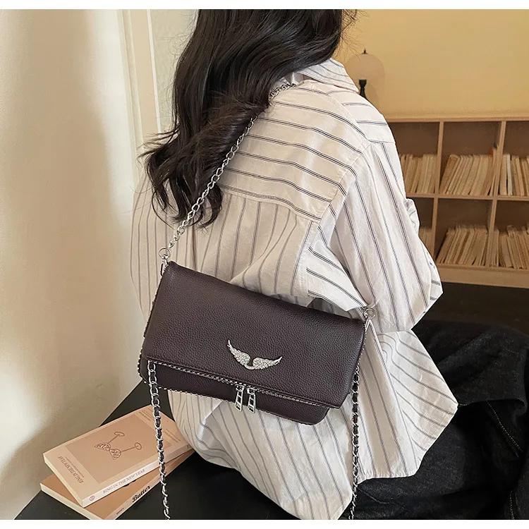 Nouveau sac à bandoulière scintillant tendance, sac à main en cristal avec chaîne diamantée, pochett