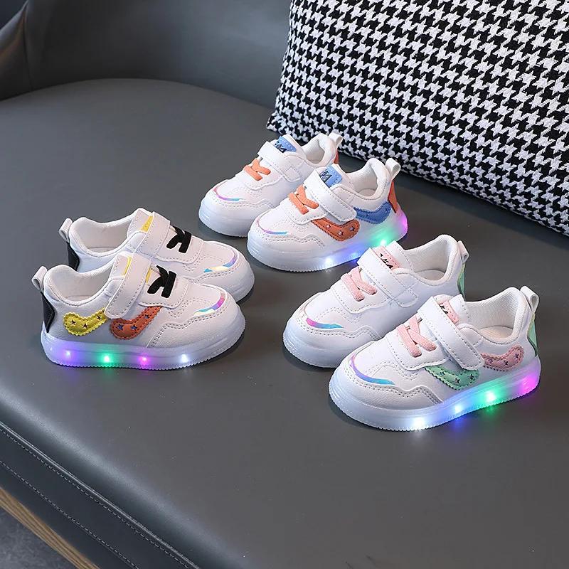 Chaussures décontractées pour enfants, baskets en cuir PU avec lumière Led, dessin animé, antidérapa