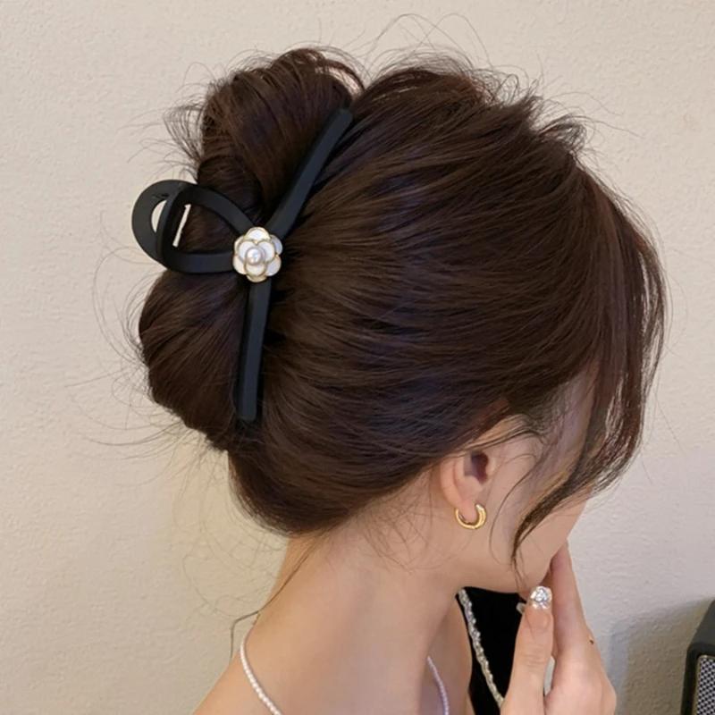 Grande pince à cheveux élégante noire mate en forme de camélia, style français, nouveau design, pinc