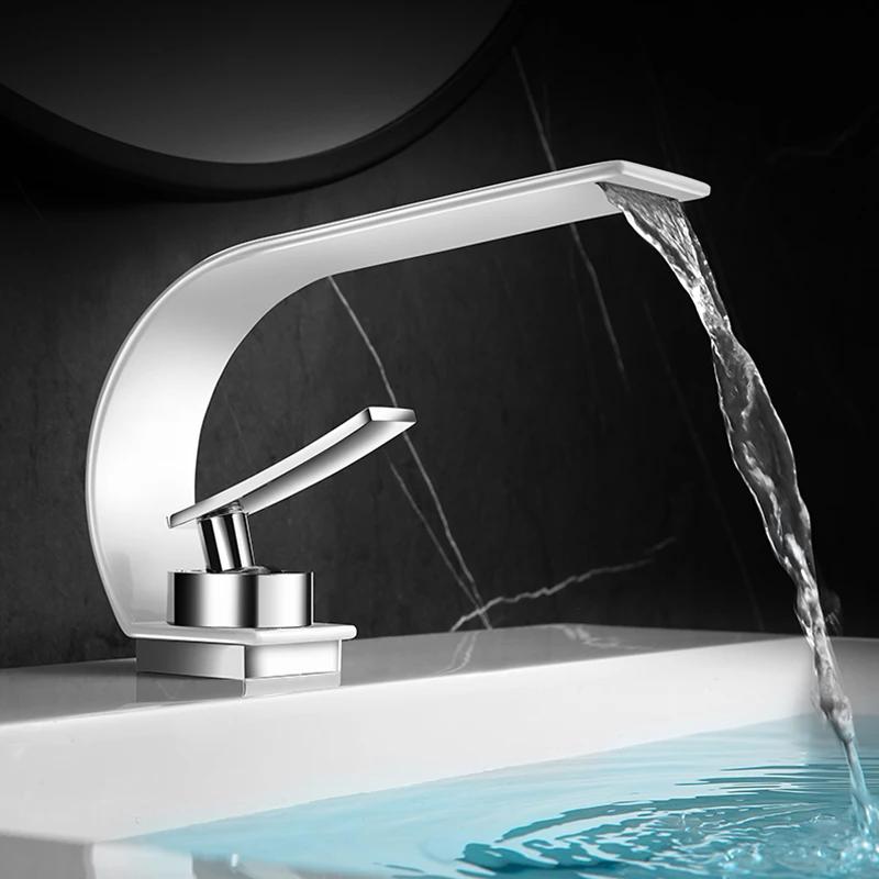 BAKALA courbe robinet d'eau chaude et froide à poignée unique, cascade d'eau, robinet d'évier de sal