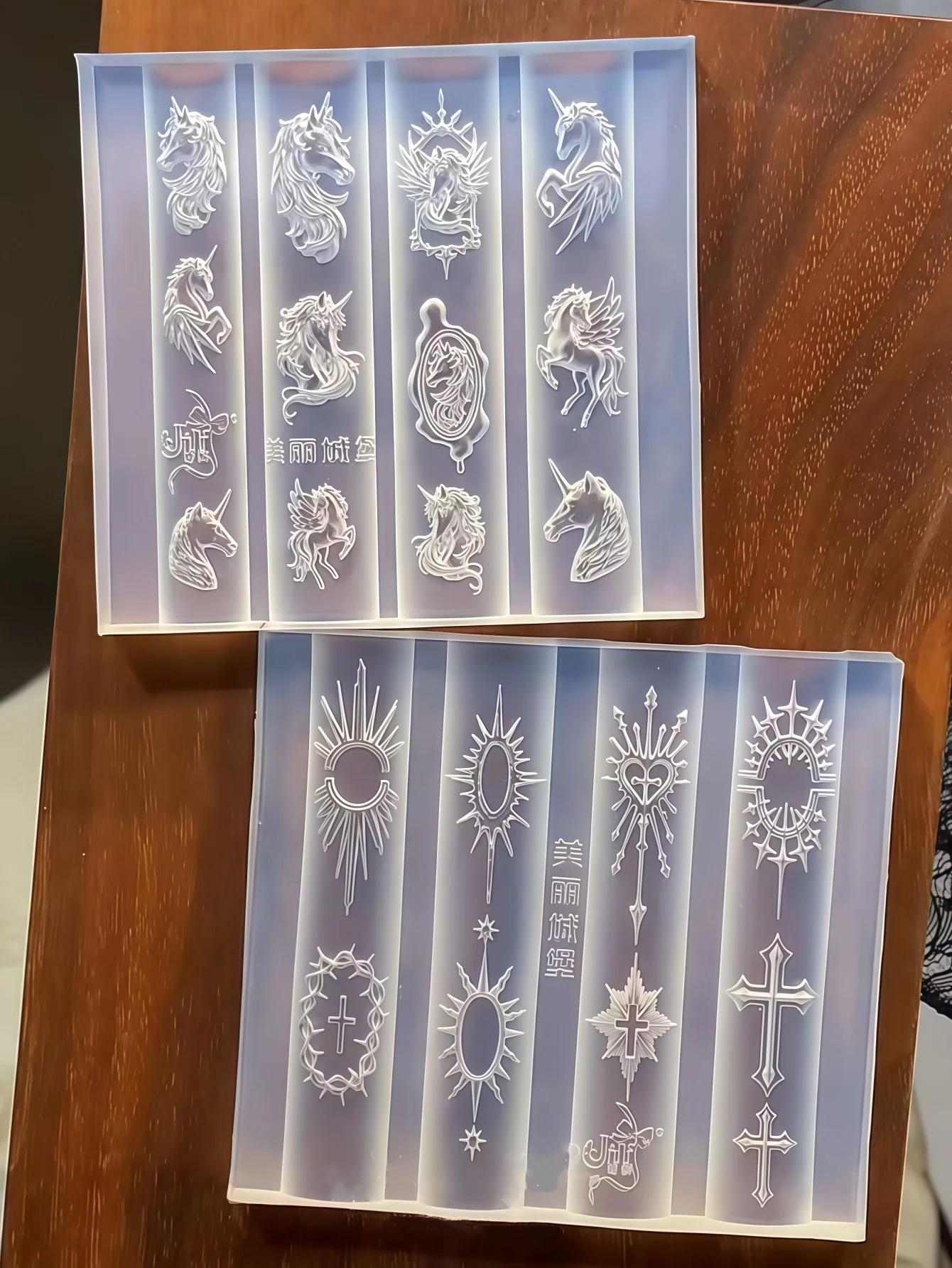 Moule à ongles en silicone transparent, motif tête de cheval licorne du Nouvel An, croix lumineuse s
