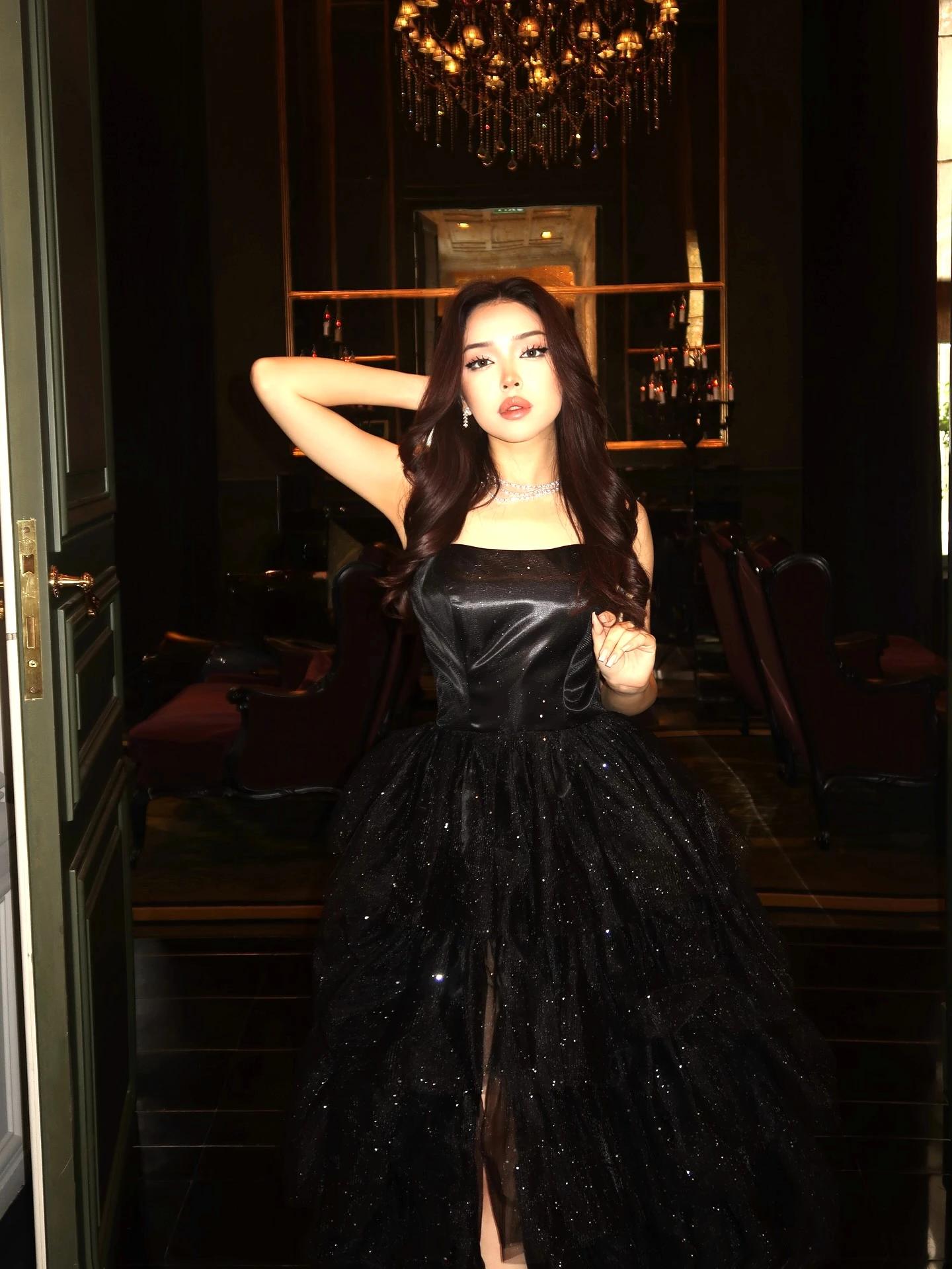 Robes de soirée sexy sans bretelles en maille bouffante, avec fente haute, volants en tulle et super