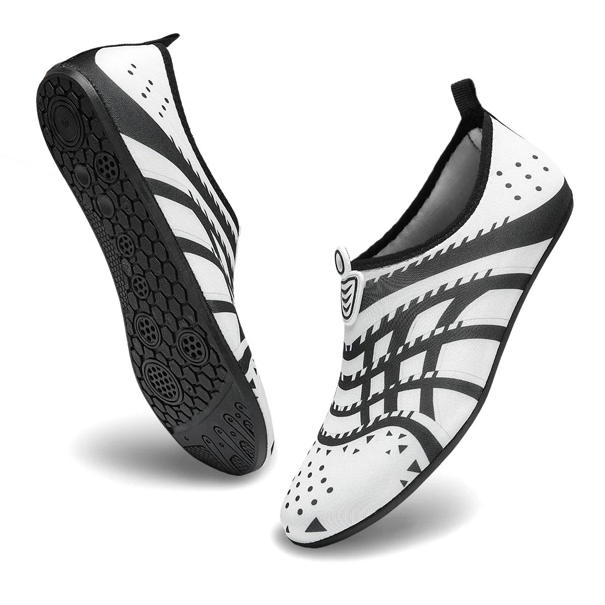 Chaussettes de sports aquatiques pour femmes et hommes, chaussures aquatiques de plongée, chaussures