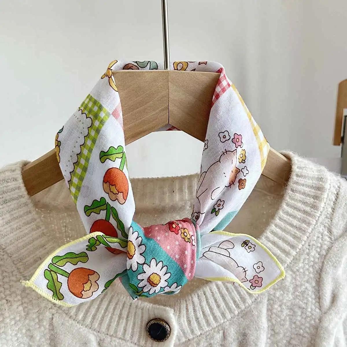 Printemps et été nouvelle petite écharpe en soie pour femmes, petite écharpe carrée bohème confortab