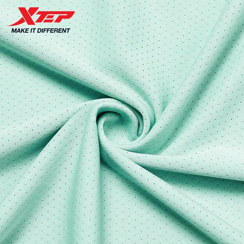 XTEP hommes t-shirt Shorts 2025 printemps été Absorption des chocs coussin hauts bas escalade en ple