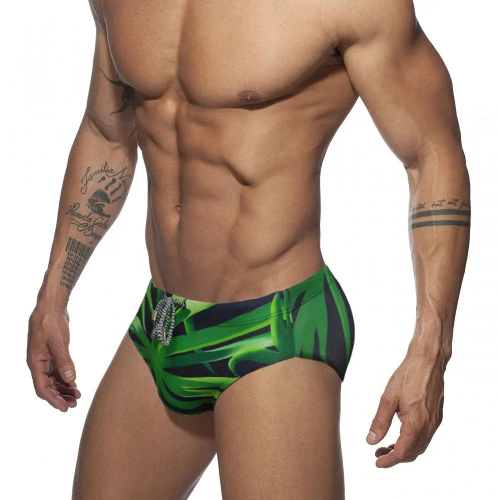 Slip de bain homme Sexy natation court Sport nautique plage pantalon court maillot de bain maillots