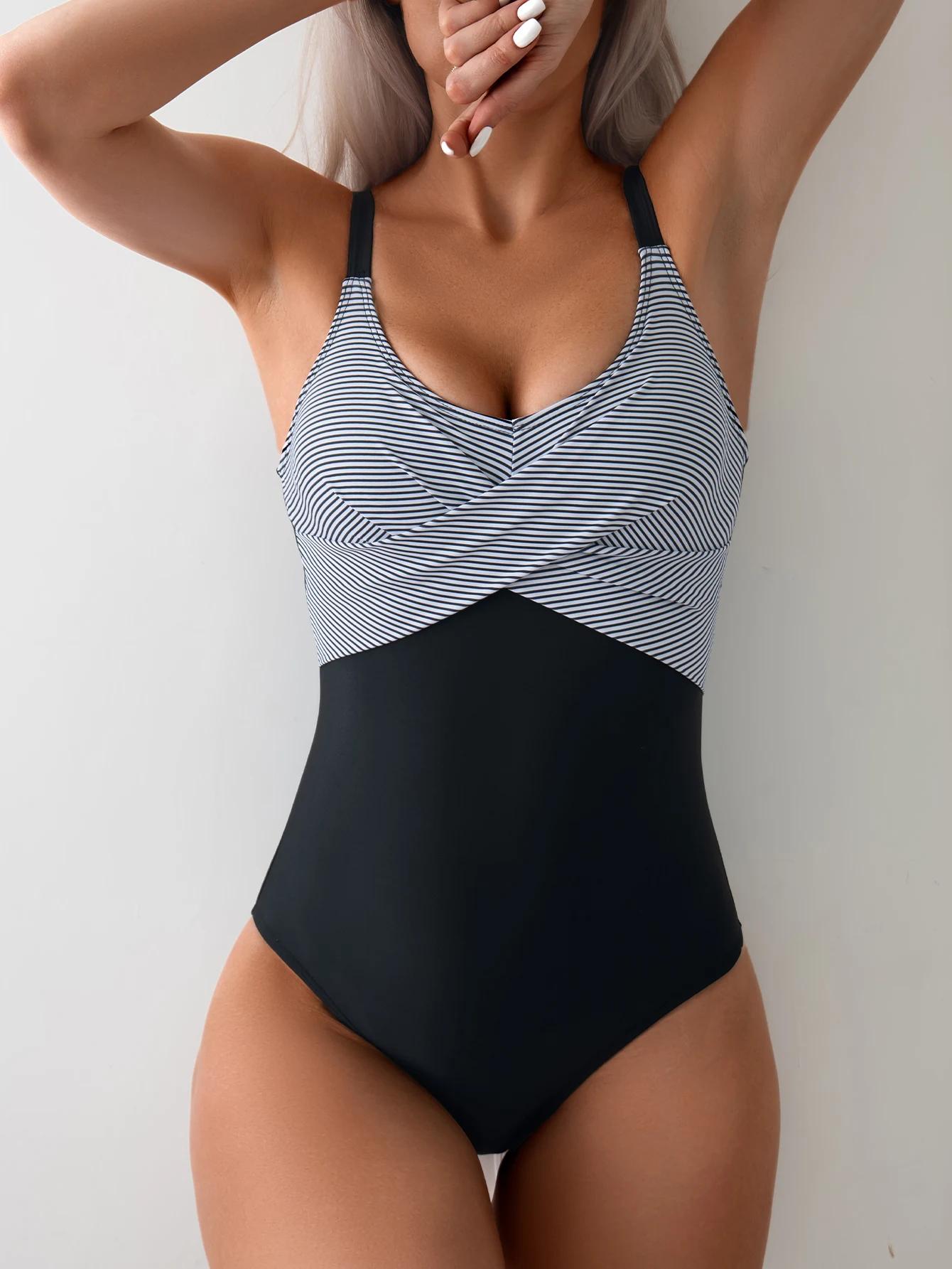 Maillot de bain imprimé rayé pour femmes, col en V, bretelles croisées, dos nu, vêtements de plage d