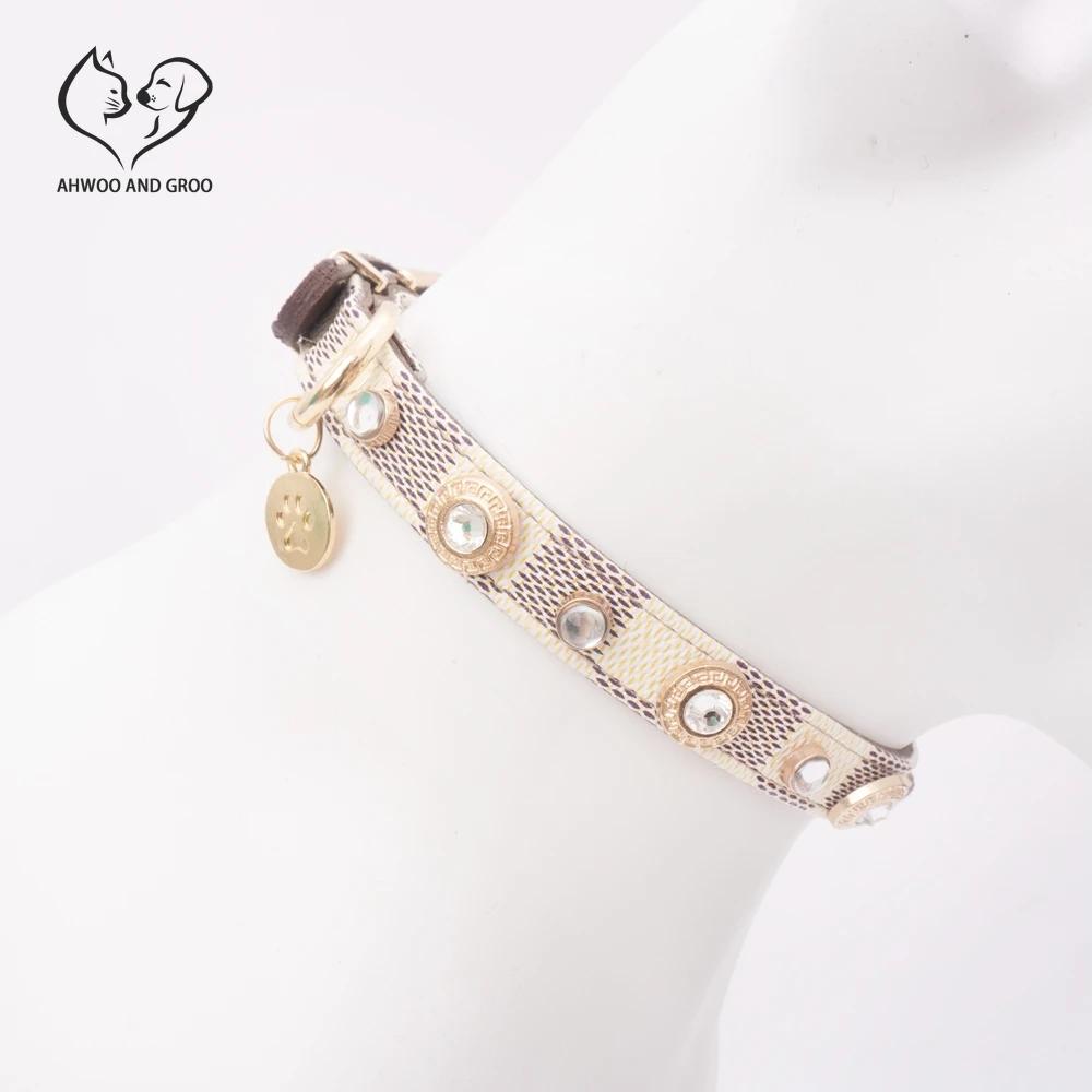 Collier de luxe pour chat, collier pour animaux de compagnie trèfle porte-bonheur, en cuir PU, régla