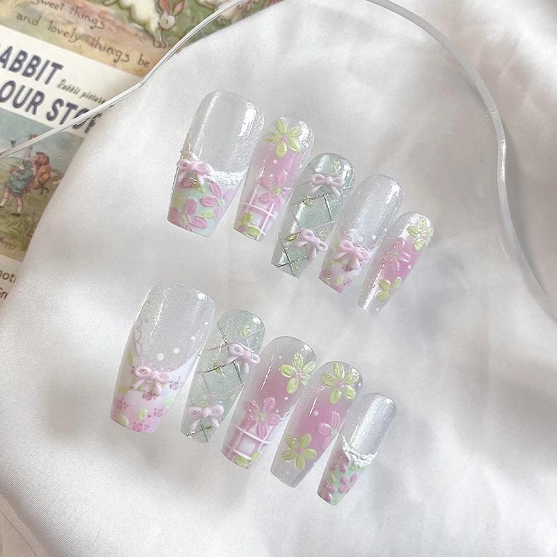 Nail art en forme de cercueil fait à la main, beaux faux ongles, nail art floral frais, adapté aux f