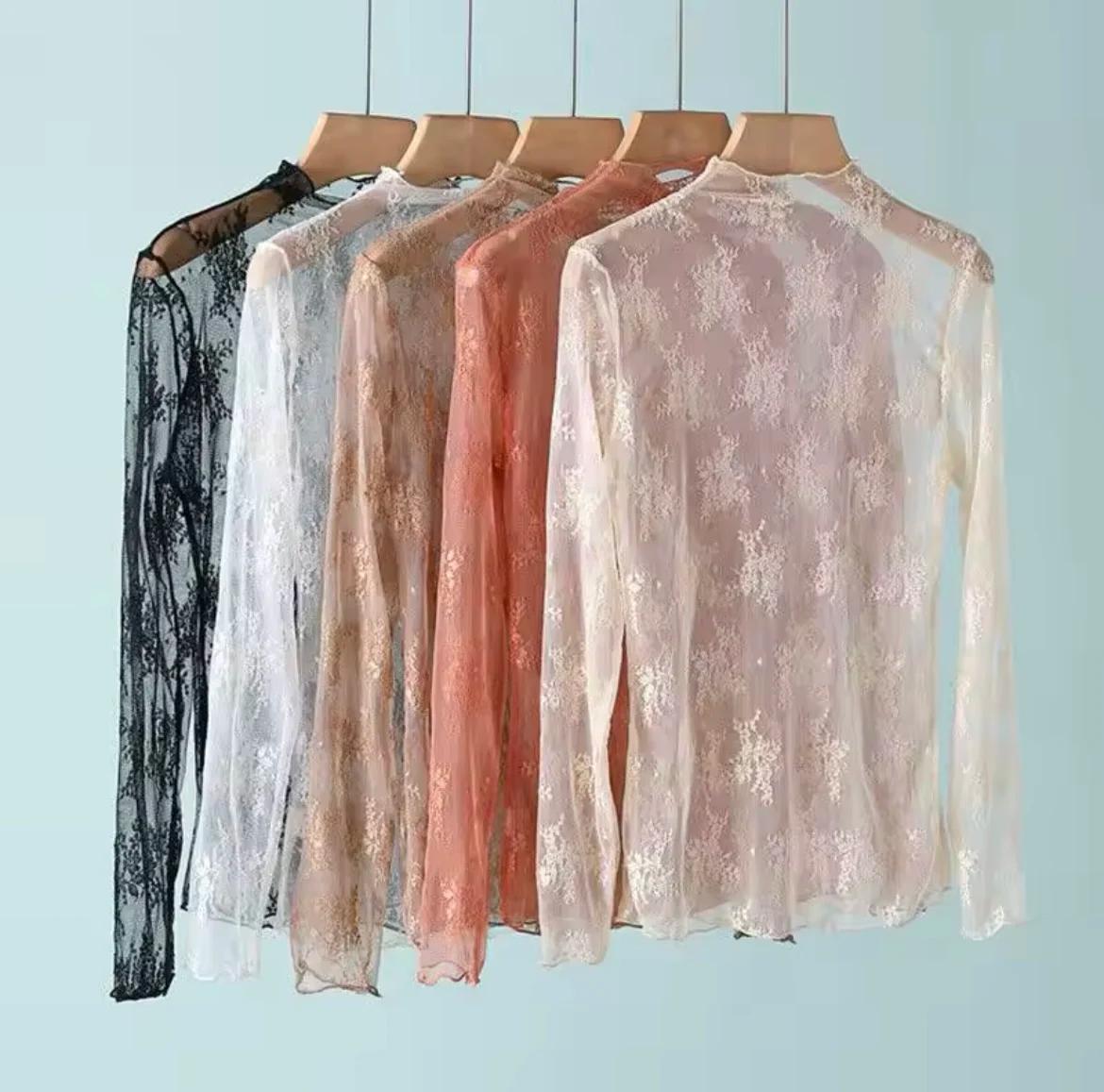 Chemisier fin en dentelle noire pour femme, col roulé sexy, manches longues, coupe ajustée, patchwor