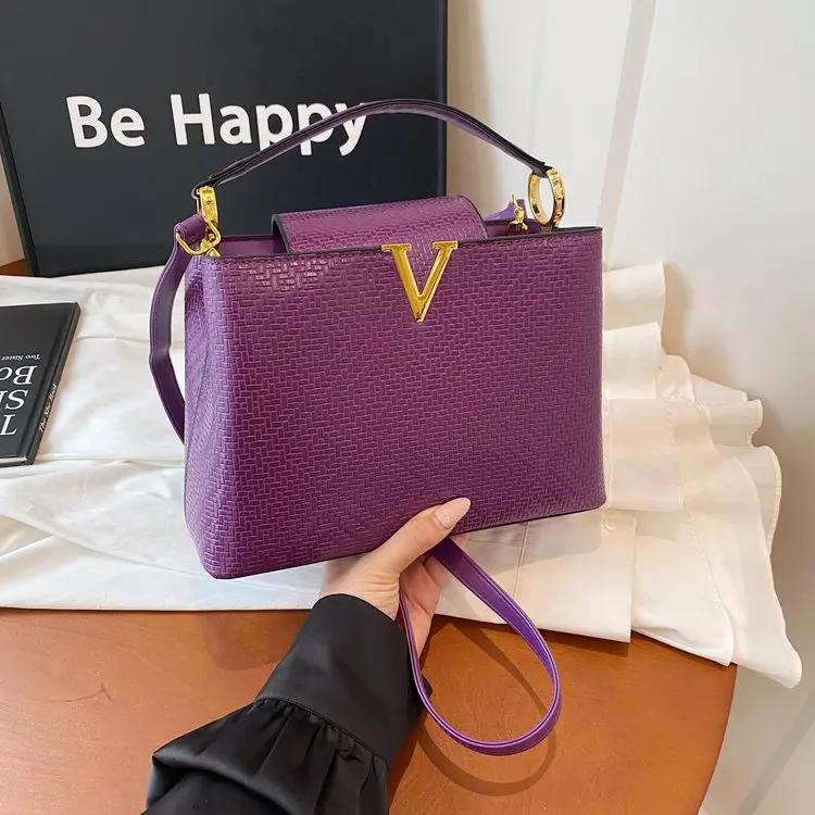 Sac à langer en cuir élégant et décontracté pour femme, grande capacité, texturé, inspiré des créate