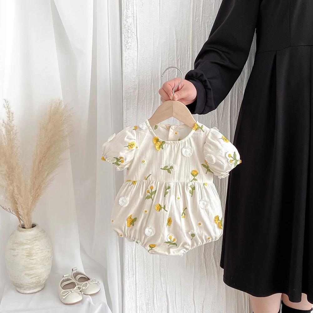 Vêtements d'été pour filles, body une pièce à manches courtes avec broderie de marguerites, 2025