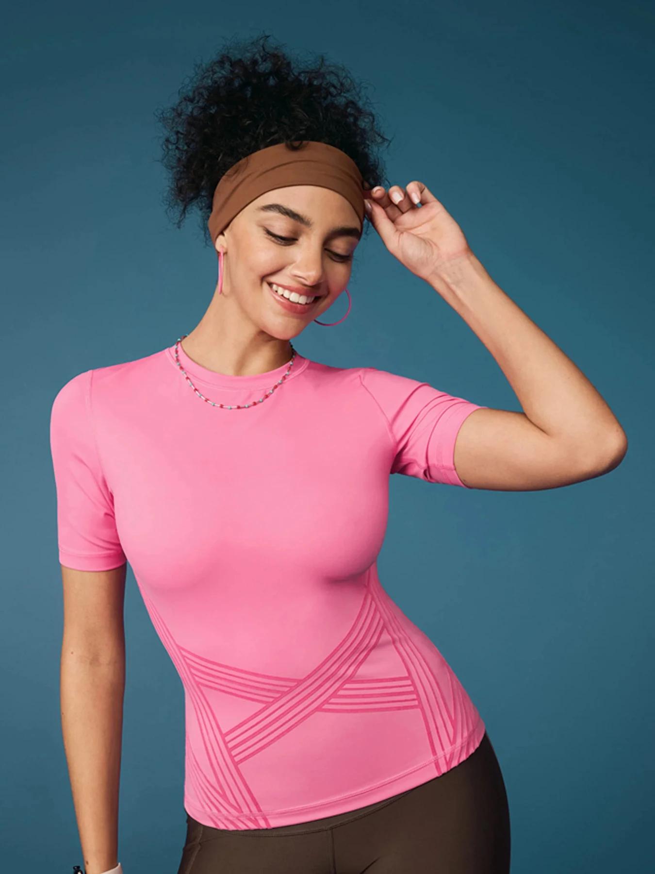 T-shirt respirant à manches courtes pour yoga et fitness