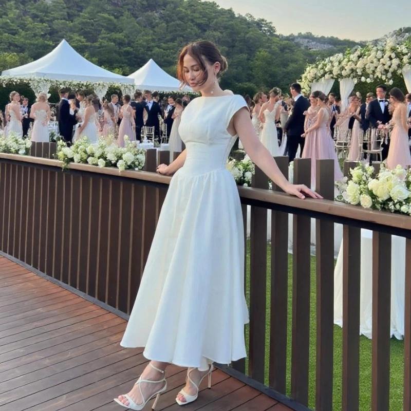 Suninheart femmes cercle découpé dos robe épaules larges et taille ajustée robe de bal ourlet moelle