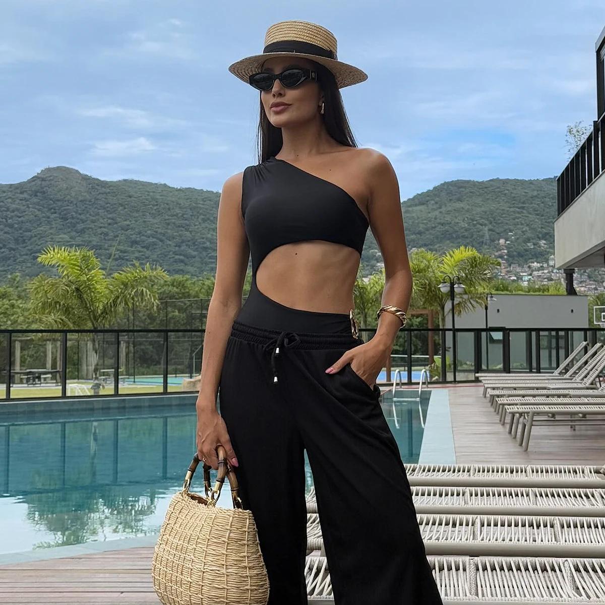Maillot de bain une pièce sexy pour femmes, monokini, vêtements de plage, 2024