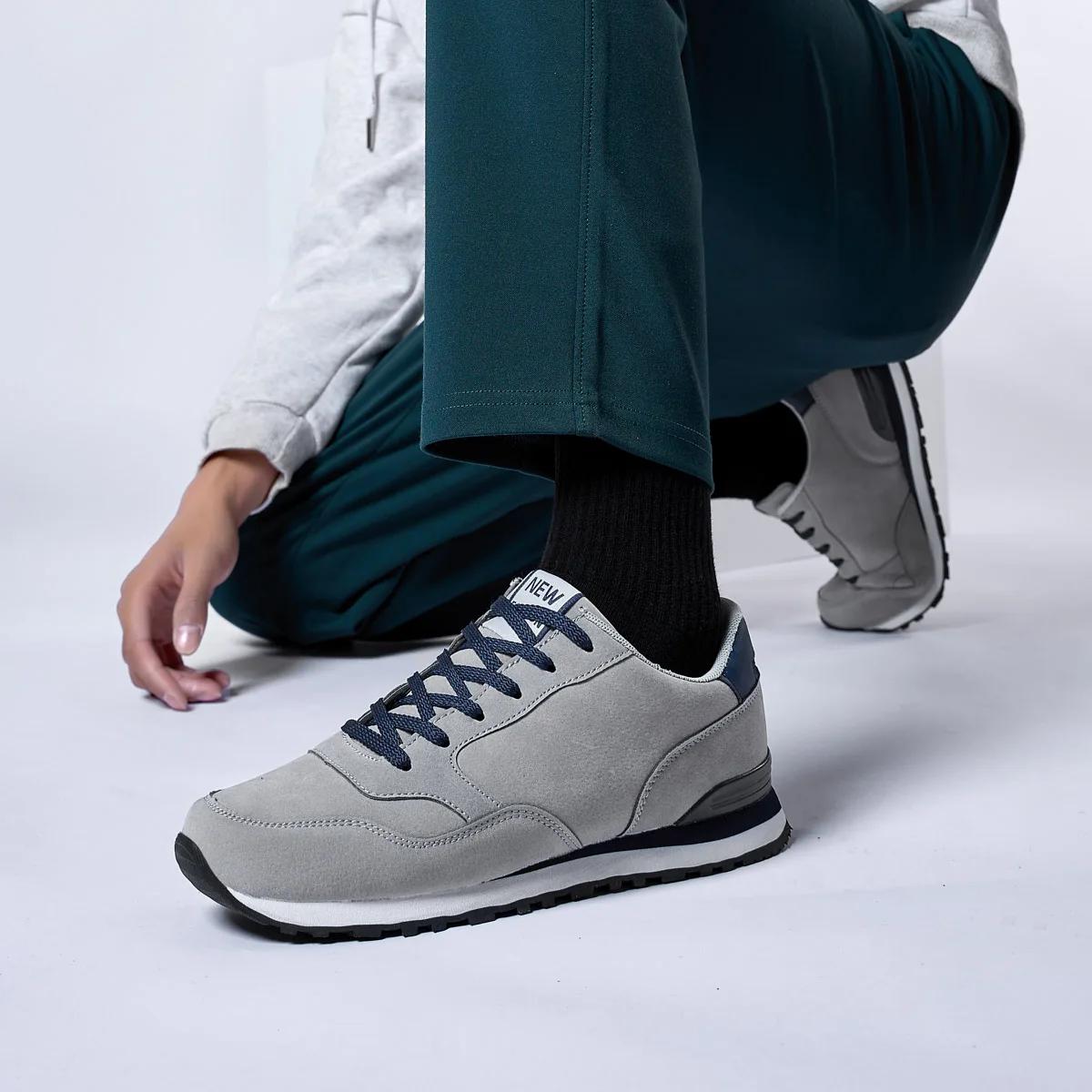 Chaussures de course légères en cuir pour hommes et femmes, baskets unisexes chaudes, chaussures de