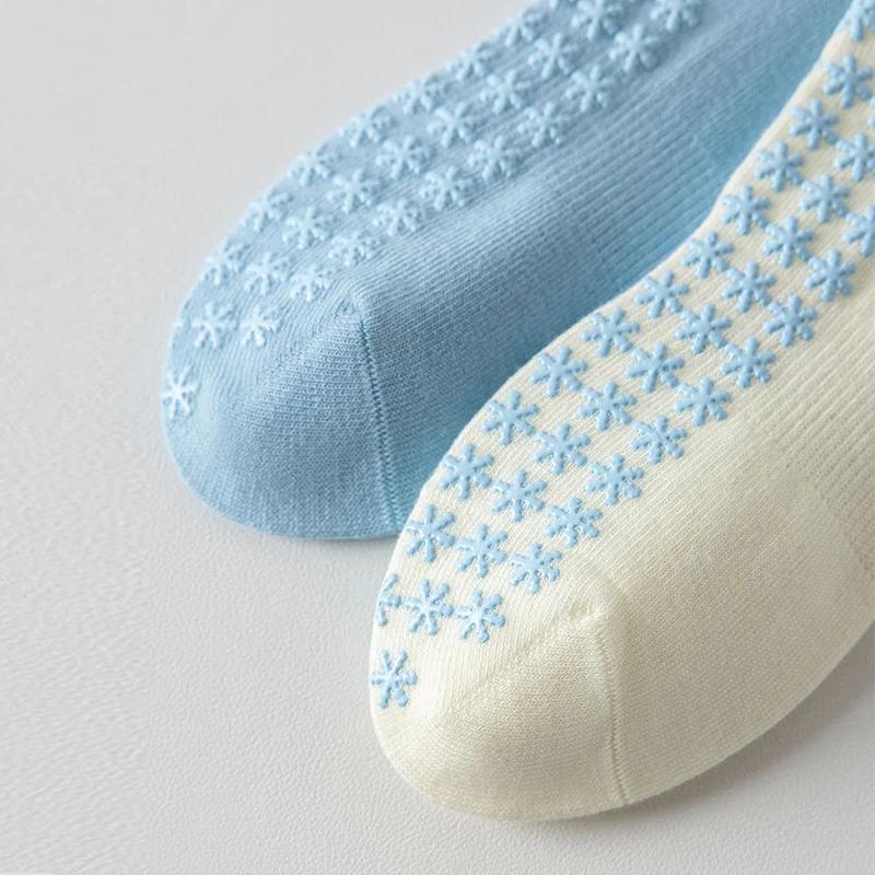 Chaussettes de yoga et de Pilates pour femmes, série bleu ciel, motifs à rayures ondulées, antidérap