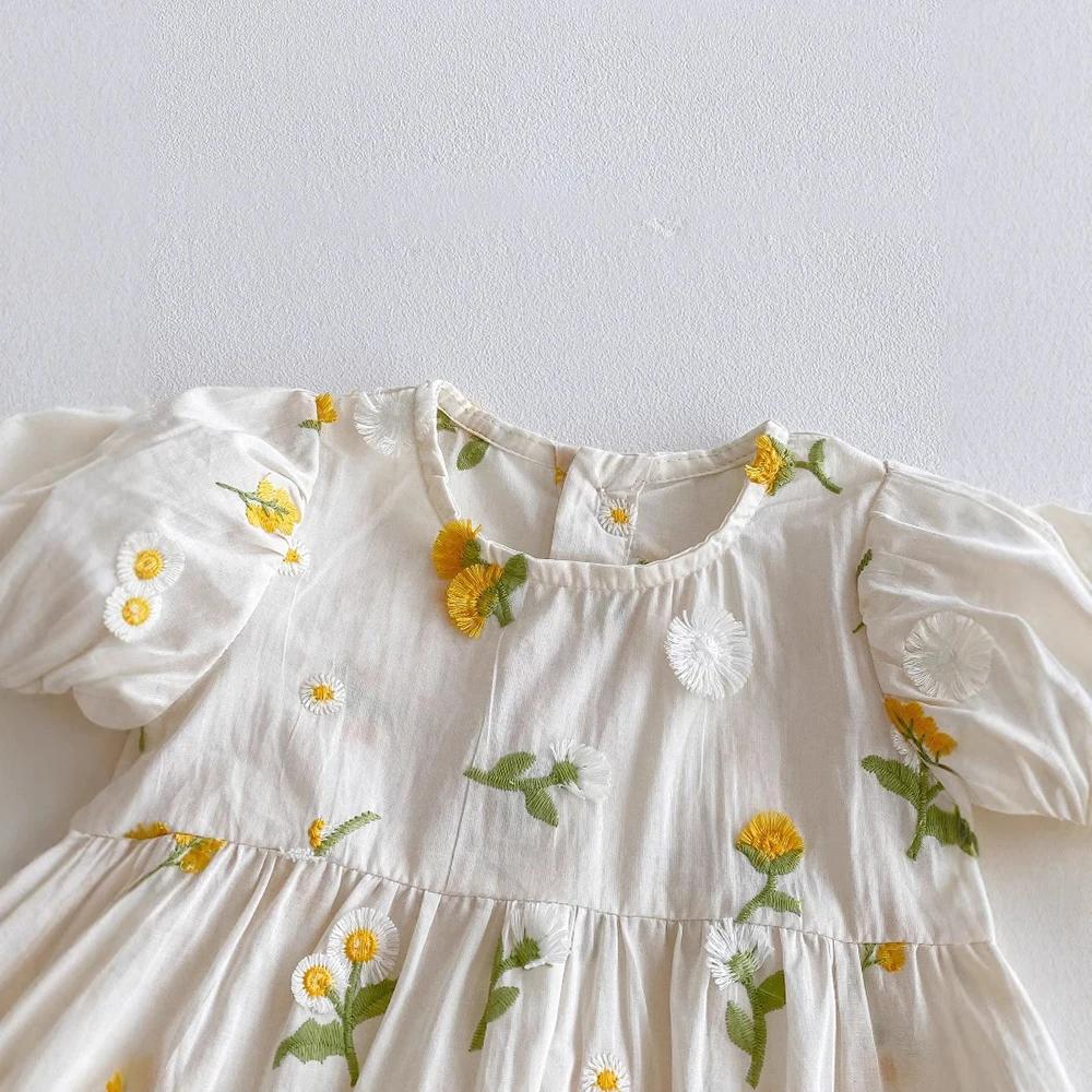 Vêtements d'été pour filles, body une pièce à manches courtes avec broderie de marguerites, 2025
