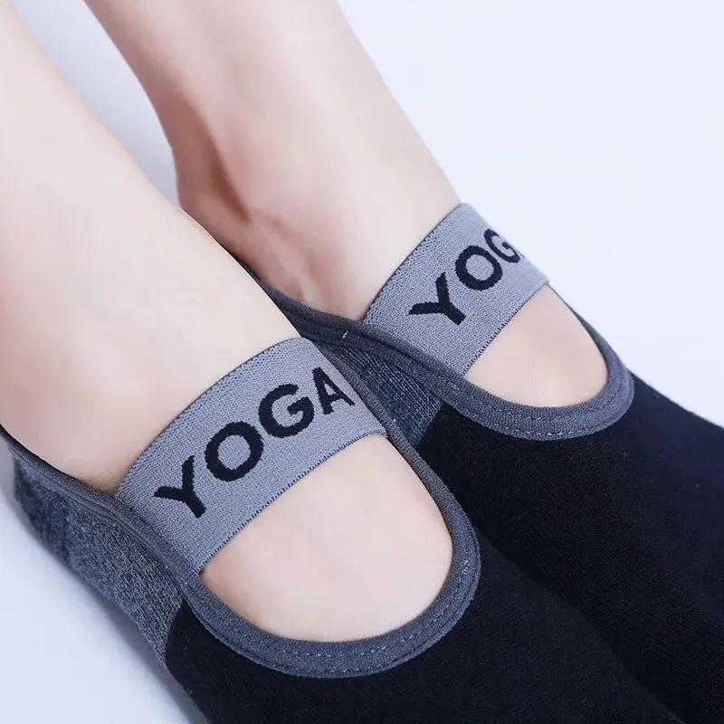 Chaussettes de yoga à cinq doigts antidérapantes pour femmes - Respirantes en silicone pour pilates et ballet