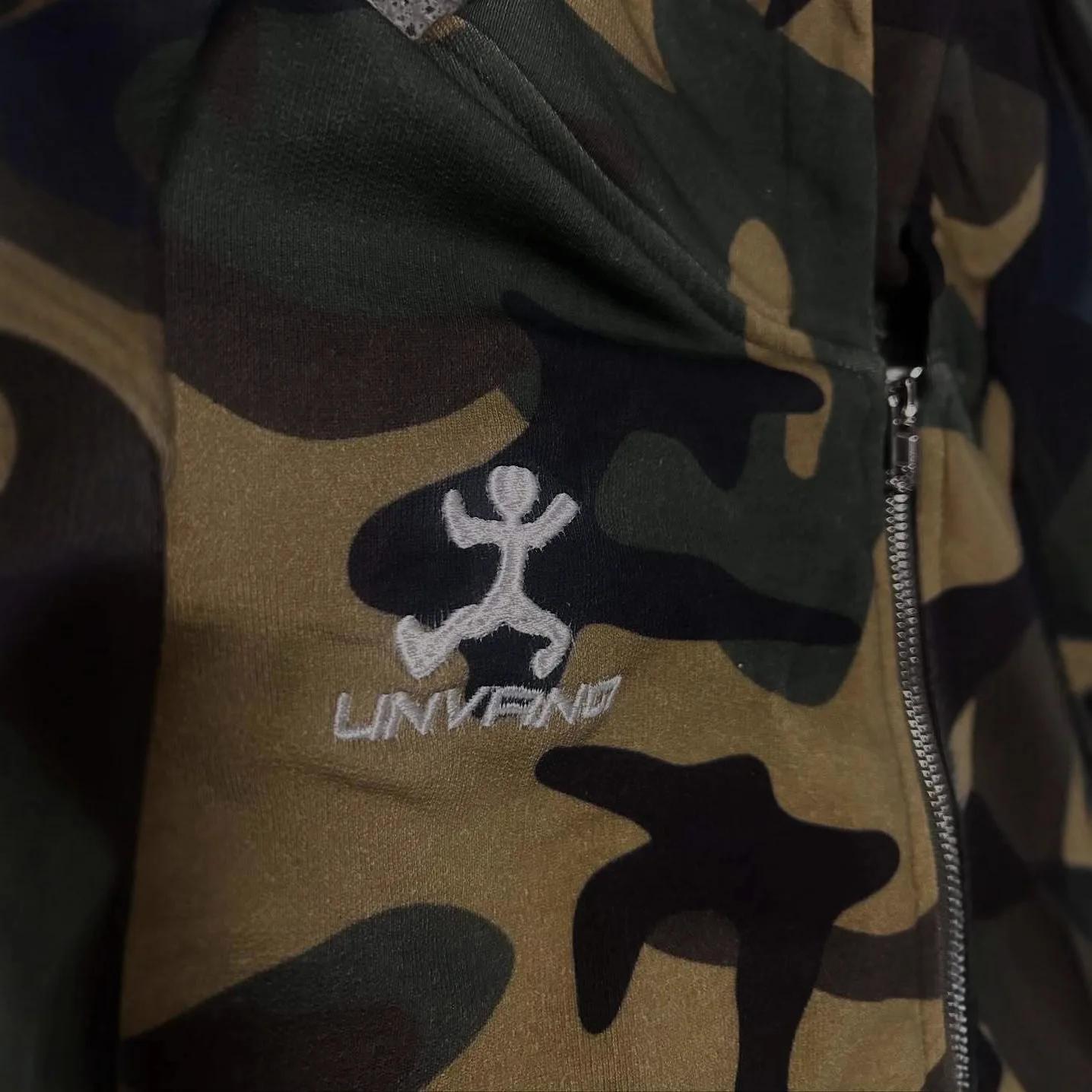 Sweat-shirt à capuche avec fermeture éclair pour hommes et femmes, mode streetwear, broderie camoufl