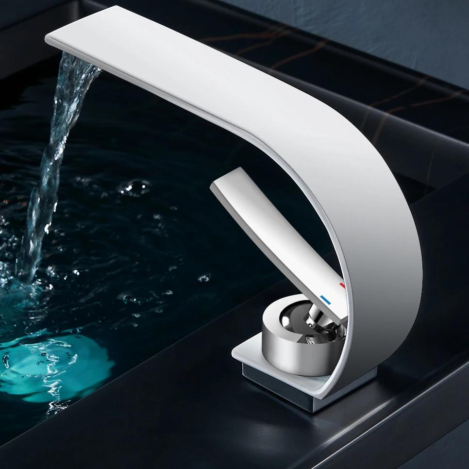 BAKALA courbe robinet d'eau chaude et froide à poignée unique, cascade d'eau, robinet d'évier de sal