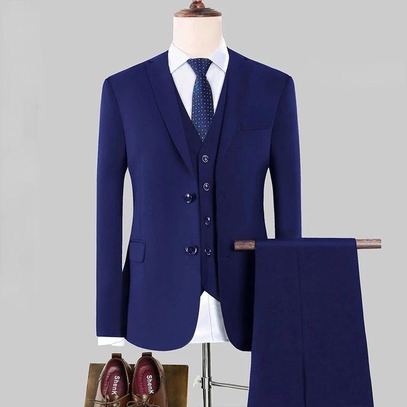 Costume uni élégant et formel pour homme, idéal pour les occasions professionnelles, mariages, récep