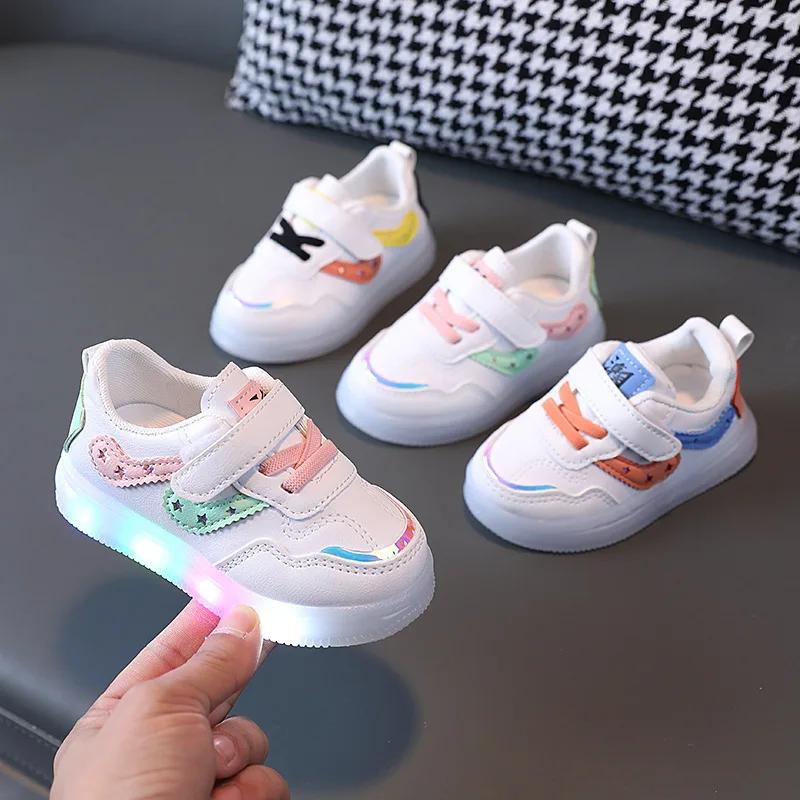 Chaussures décontractées pour enfants, baskets en cuir PU avec lumière Led, dessin animé, antidérapa