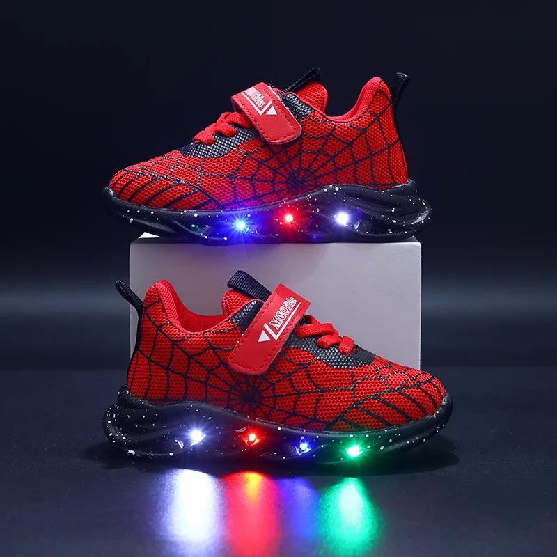 Printemps automne garçons Spiderman maille respirant chaussures de Sport Disney LED enfants baskets