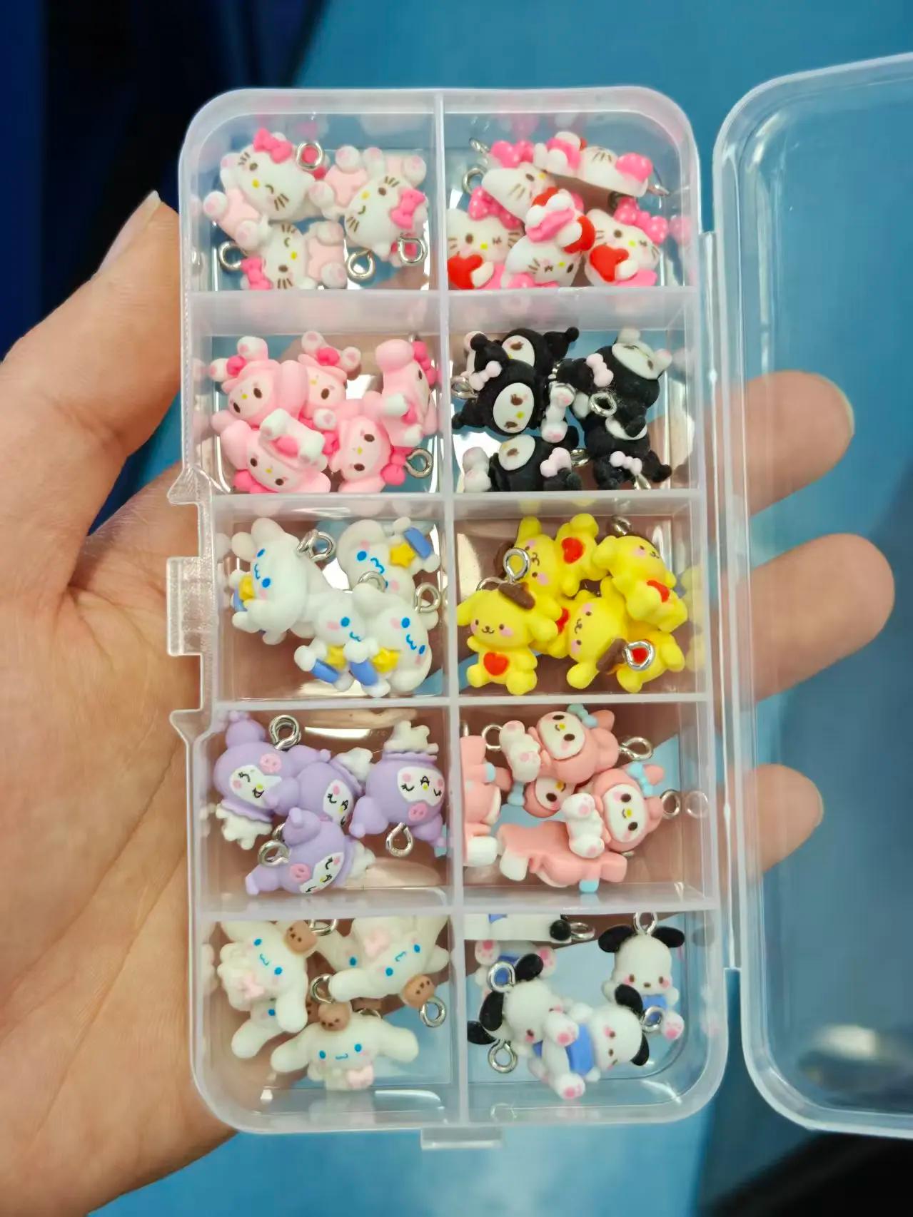 50 pièces de bijoux en résine de dessin animé Hello Kitty, mini pendentif 3D mat Cool Lomi et Mimoli