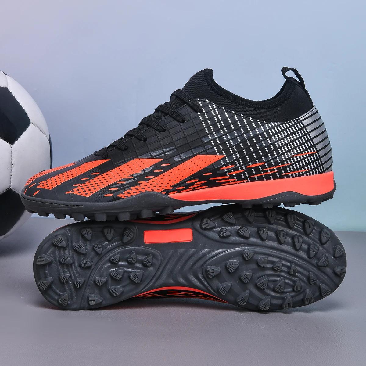 Nouveaux hommes chaussures de Football Futsal bottes de Football en salle Sport Match formation enfa