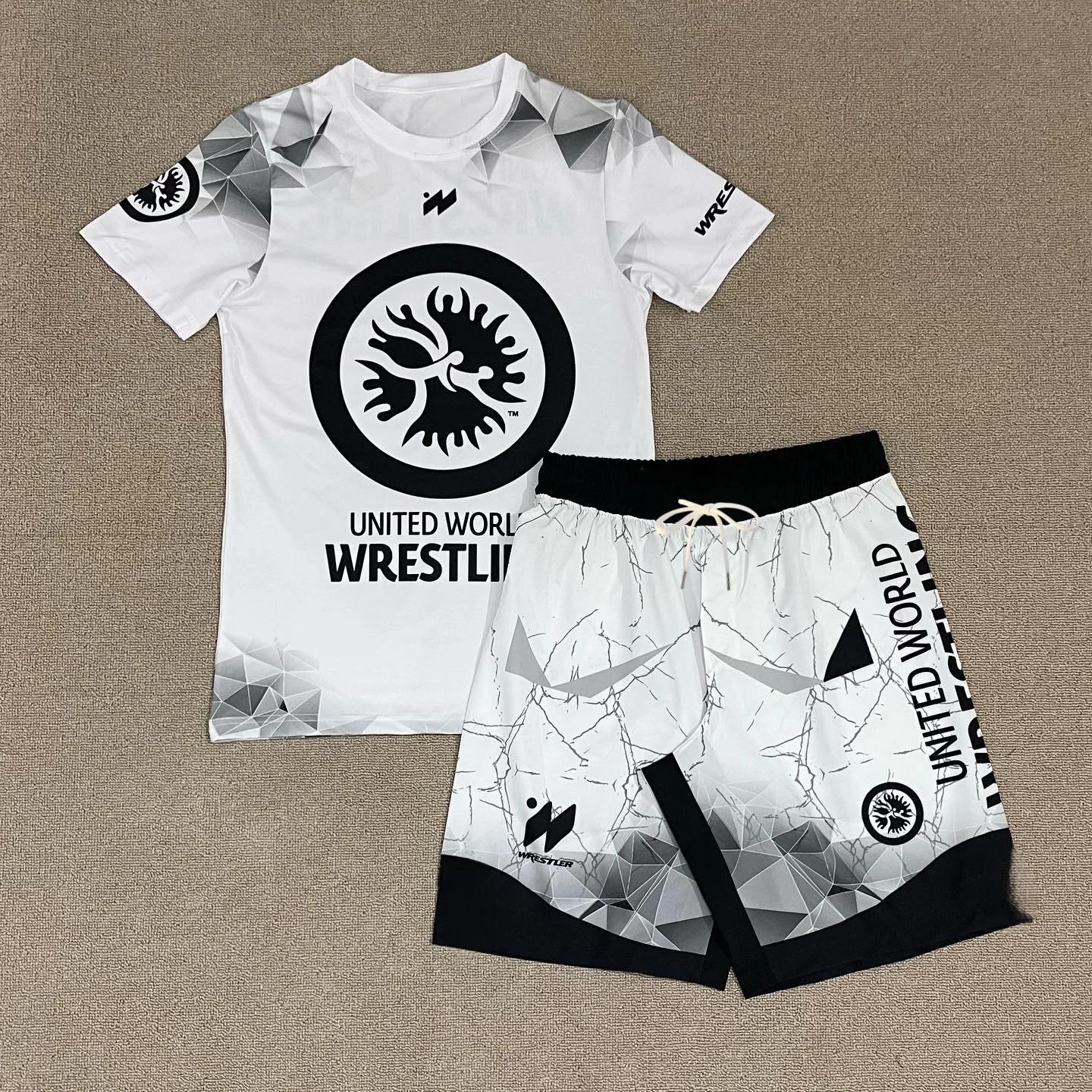Nouvel ensemble sportif de lutte mondiale 2026 pour hommes et enfants – T-shirt et short noirs et bl