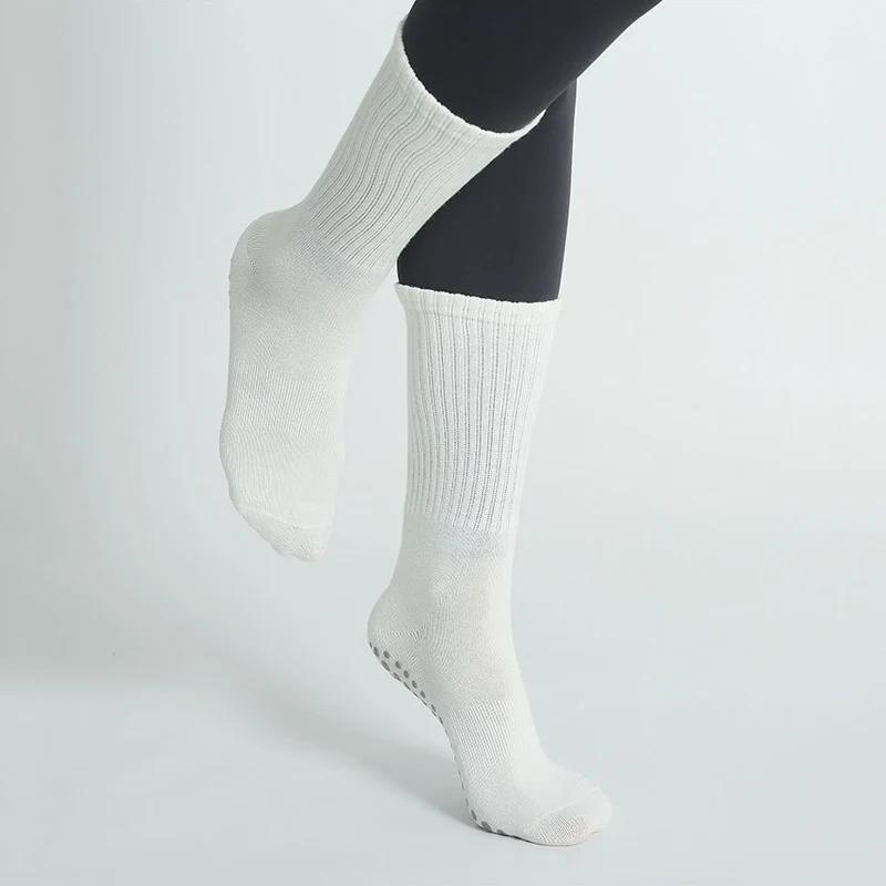 Chaussettes de yoga professionnelles pour femmes - Coton mi-tube antidérapant silicone fitness pilates