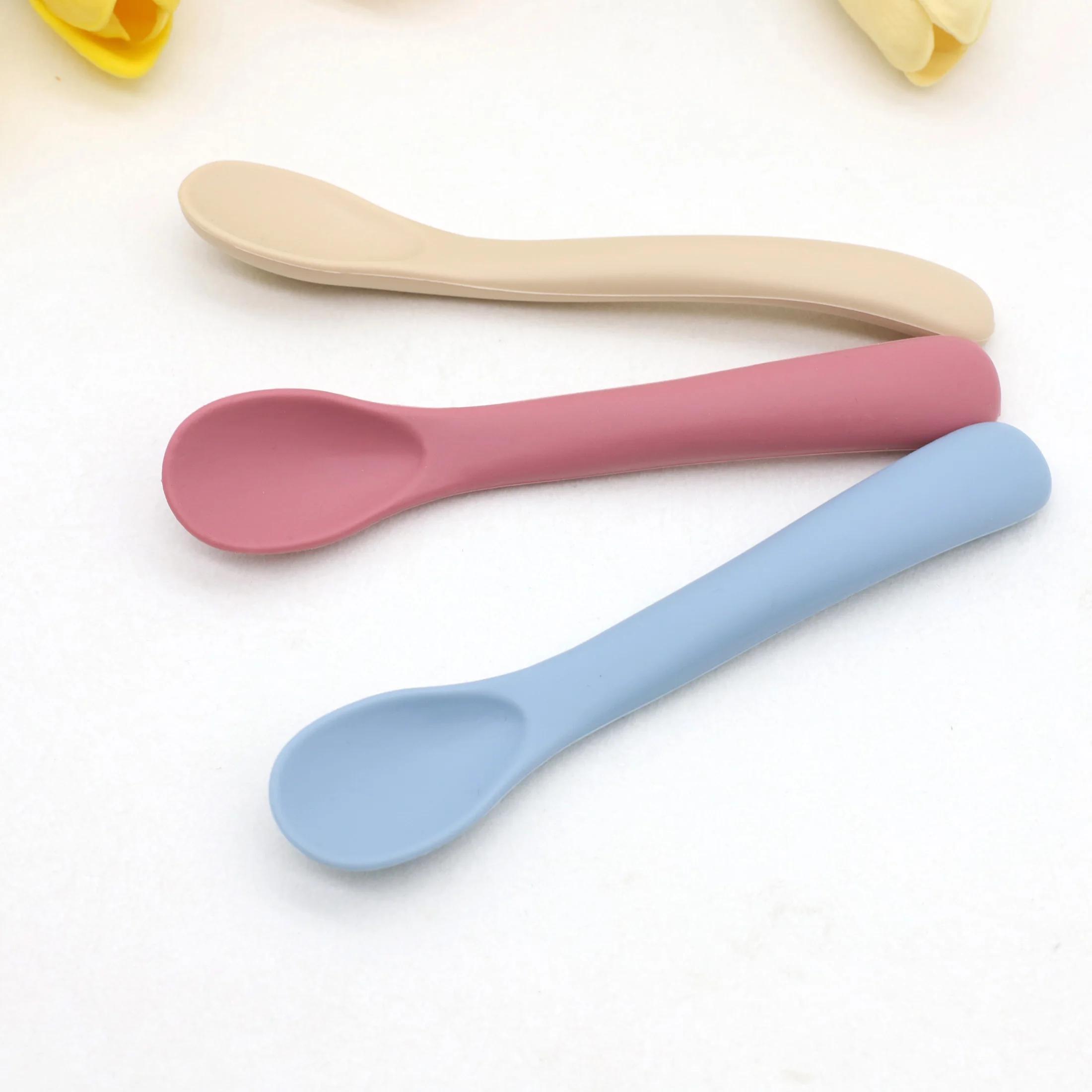 Cuillère souple en Silicone pour bébé, Gadgets d'alimentation, articles pour bébé, petite cuillère,