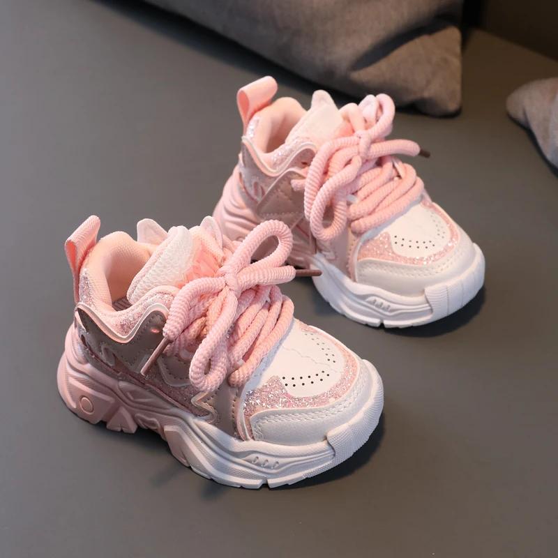Chaussures pour enfants 2024 Nouveau bambin Bol Chaussures de dehors Semelle Souple Respirant En Ple