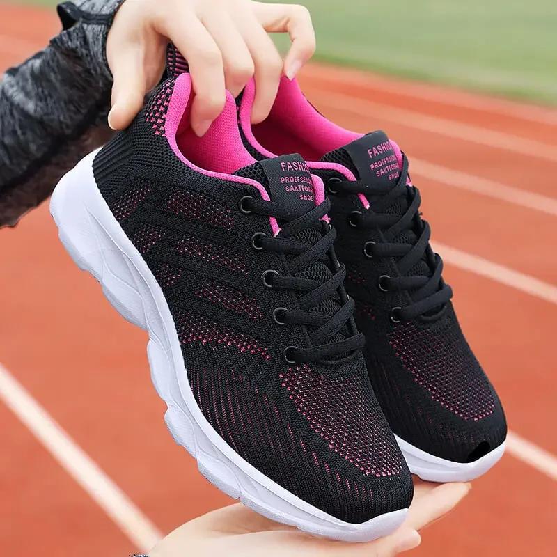 Chaussures noires antidérapantes pour femmes, baskets de course légères et respirantes, chaussures d