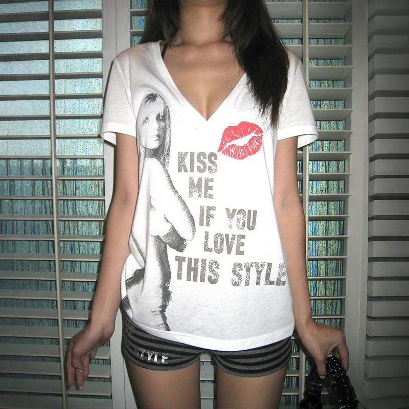 Karrcat Trashy Y2k lettre impression T-shirt Grunge esthétique à manches courtes col en v hauts Vint