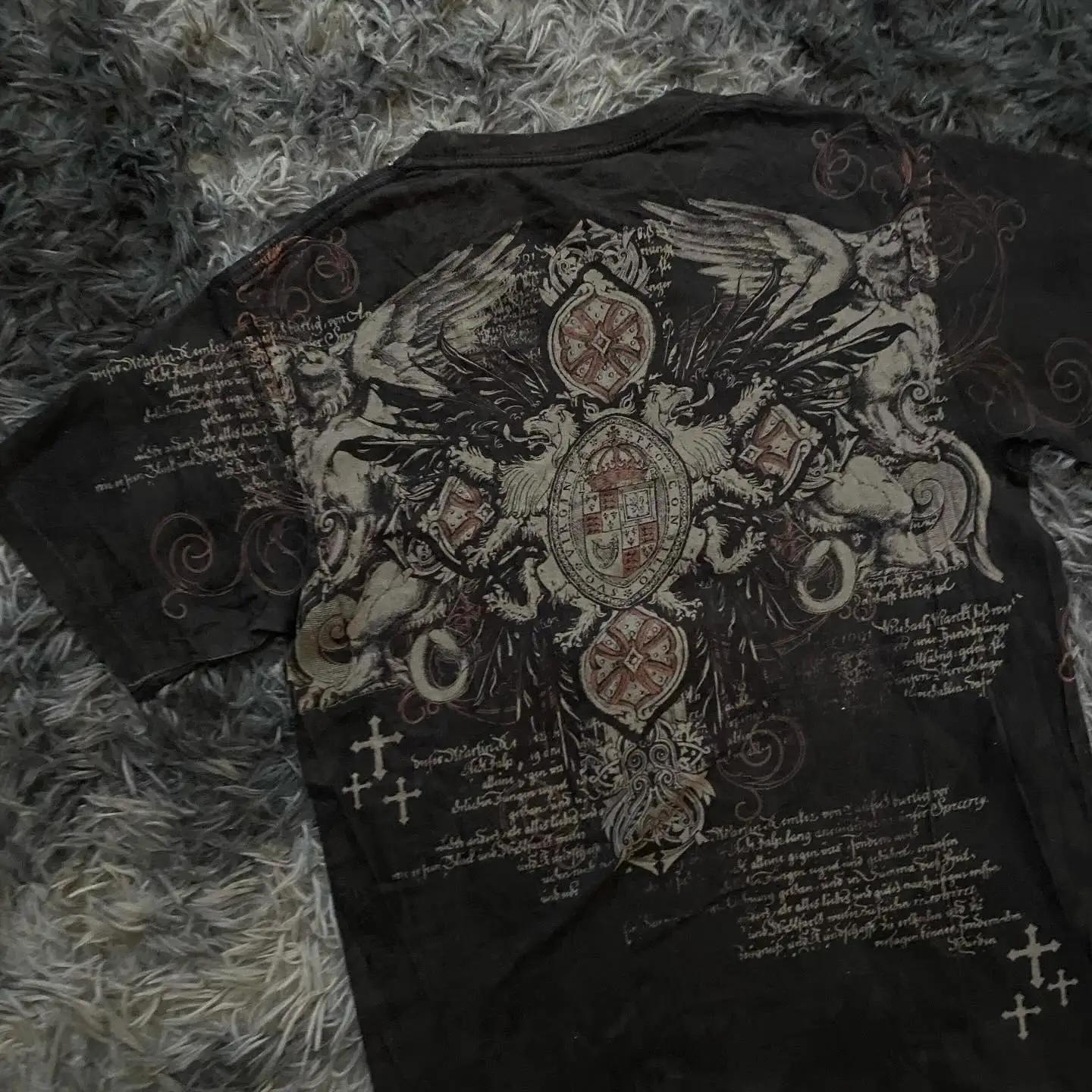 Chemise d'impression de crâne d'affliction des années 2000, haut graphique de mode, vêtements de sty