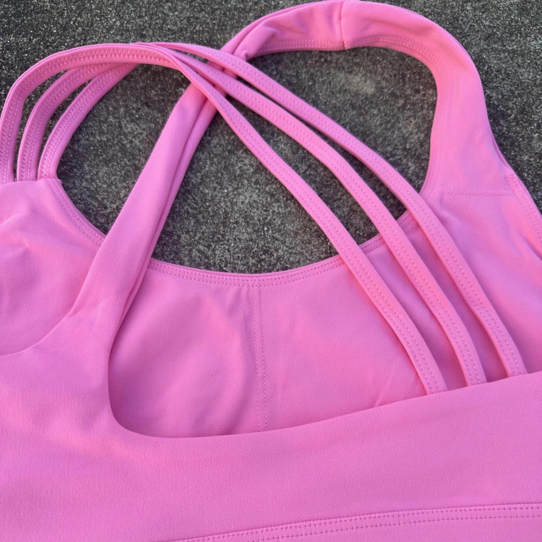 Couleur unie haute résistance bandoulière croisée Gym sous-vêtements de gymnastique femmes Fitness S
