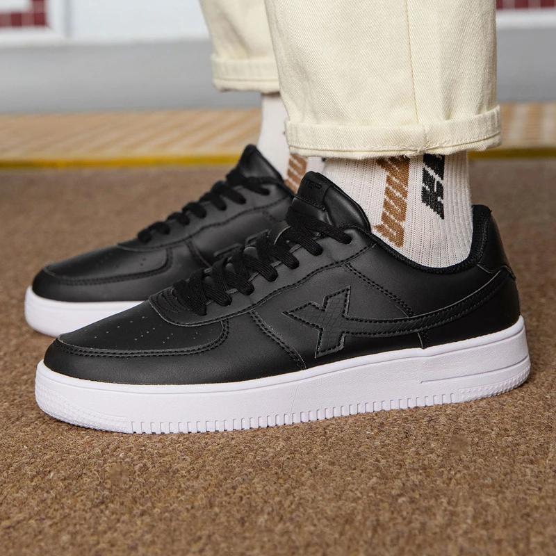 Chaussures de skateboard Xtep antidérapantes et résistantes à l'usure - Baskets unisexes blanches pour couple