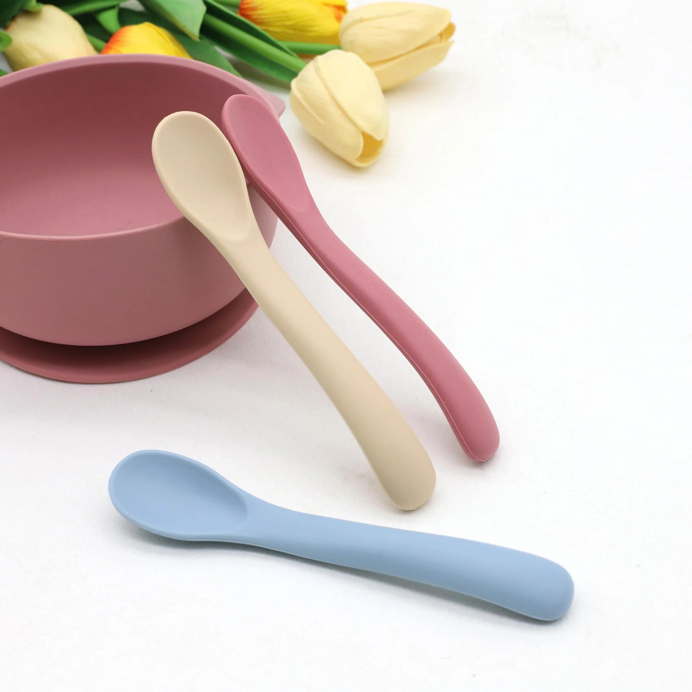 Cuillère souple en Silicone pour bébé, Gadgets d'alimentation, articles pour bébé, petite cuillère,
