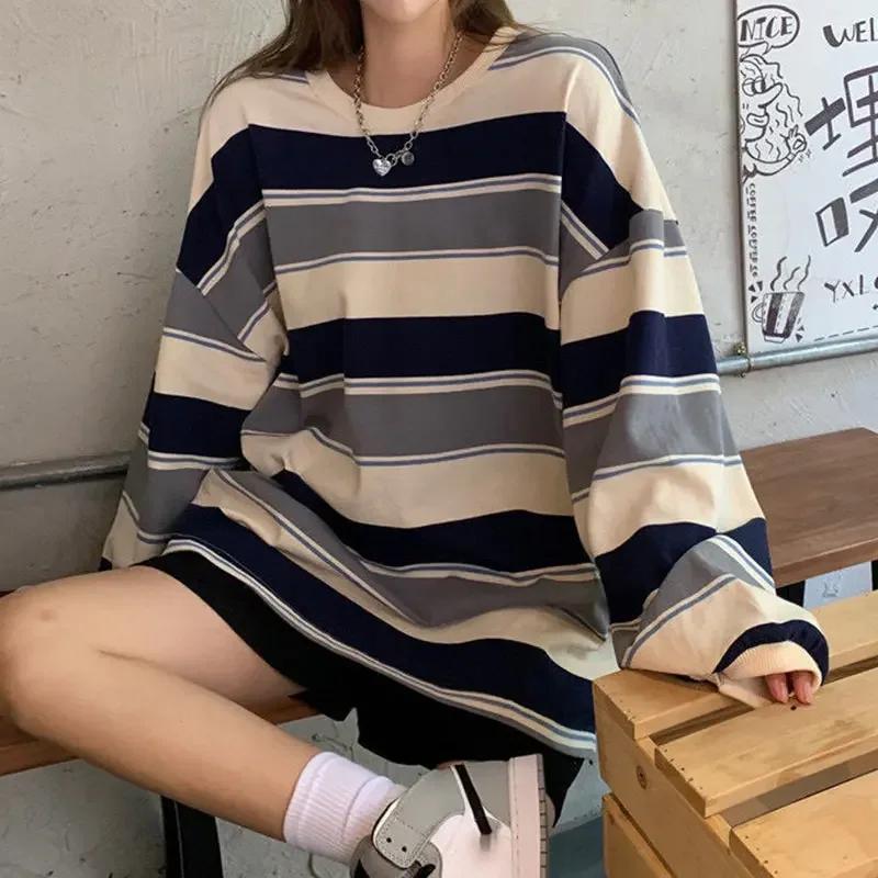 T-shirts pour femmes, vêtements féminins, sweat-shirt Y2K, mode quatre saisons 2026, tee-shirt à man