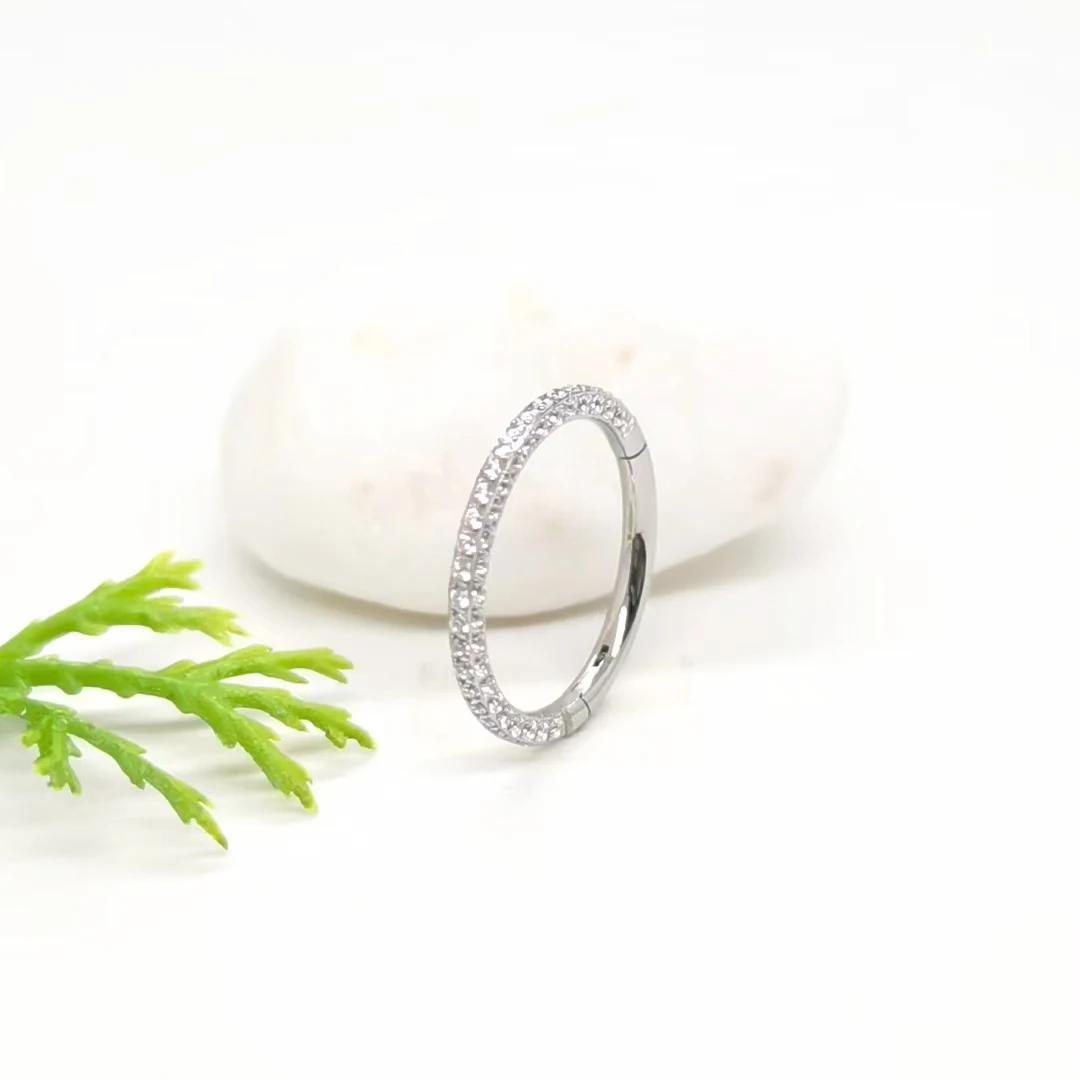Piercing en titane, boucles d'oreilles, anneaux de nez, en Zircon, Septum, Tragus, Cartilage, Helix,